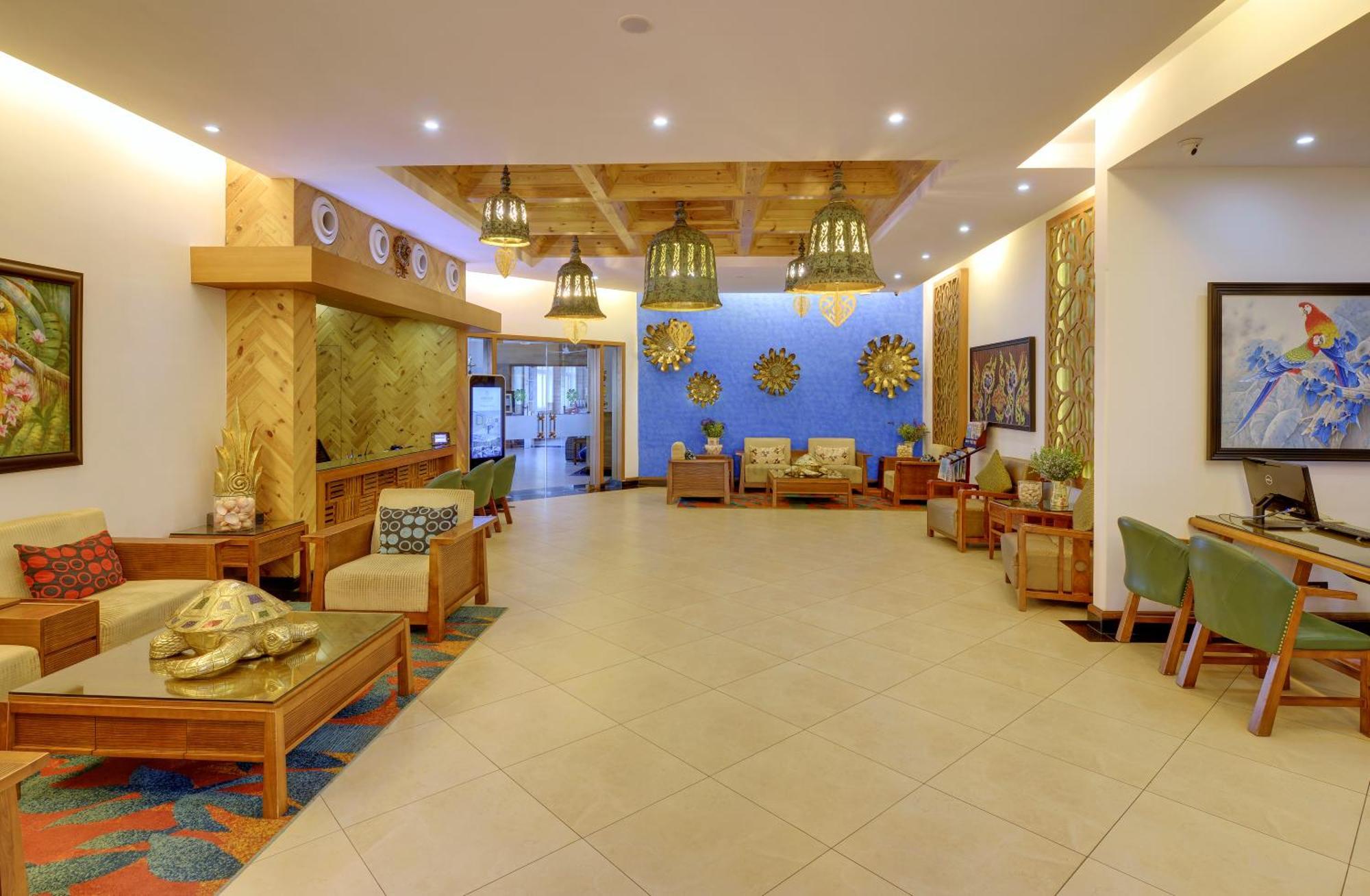 Mayfair Waves Puri Exterior photo
